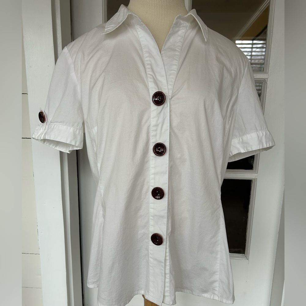 Retro Willie Smith White Cotton S/S Blouse with Animal Print Buttons, Sz Large.